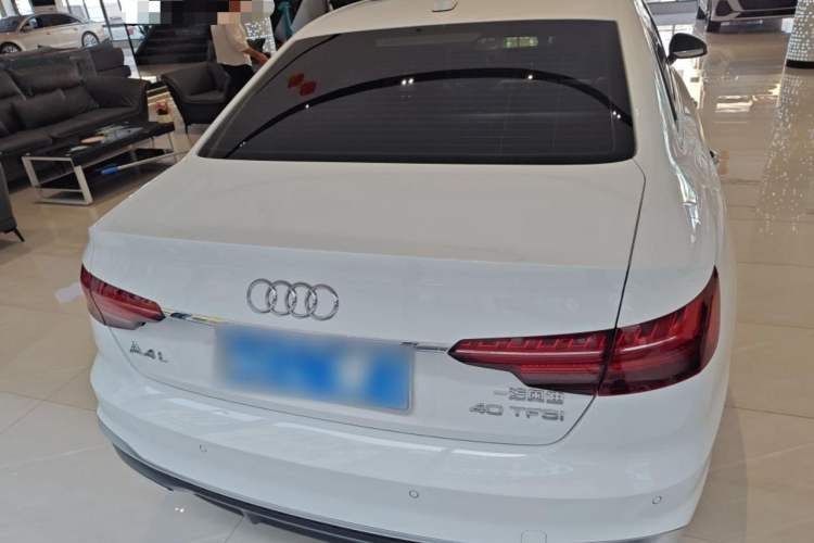 Used Audi A4L 2023 40 TFSI Fashion Dynamic Model
