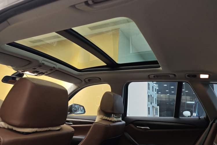 Used BMW X1 2014 xDrive20i X Design Package
