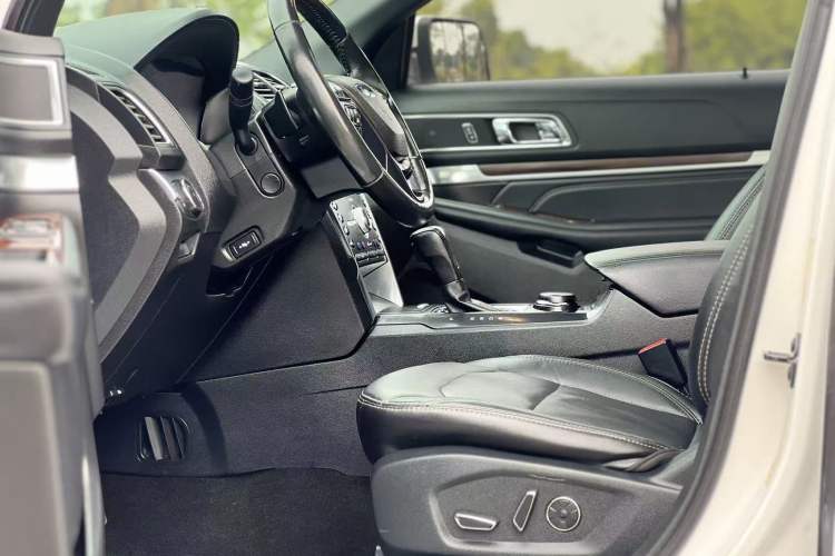 Used Ford Explorer 2017 2.3T Elite Edition
