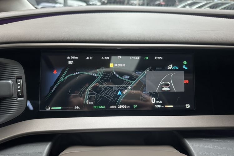 Used Denza D9 2022 DM-i 970 Four-Wheel Drive Flagship Model
