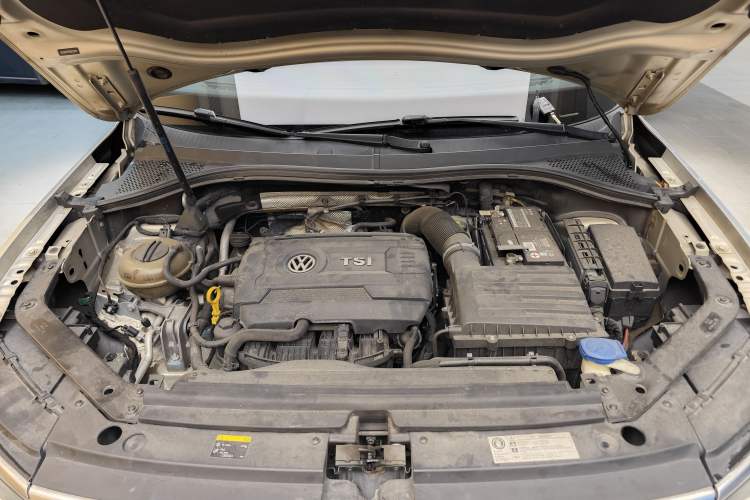 Used Volkswagen Tiguan L 2017 330TSI Automatic Two-Wheel Drive Flagship Edition
