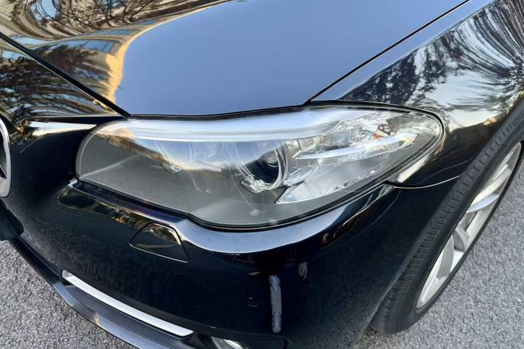 Used BMW 5 Series 2014 525Li Leading Model