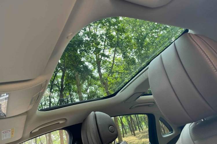 Used Mercedes-Benz E-Class 2019 Restyled E 300 L Sporty and Stylish Edition
