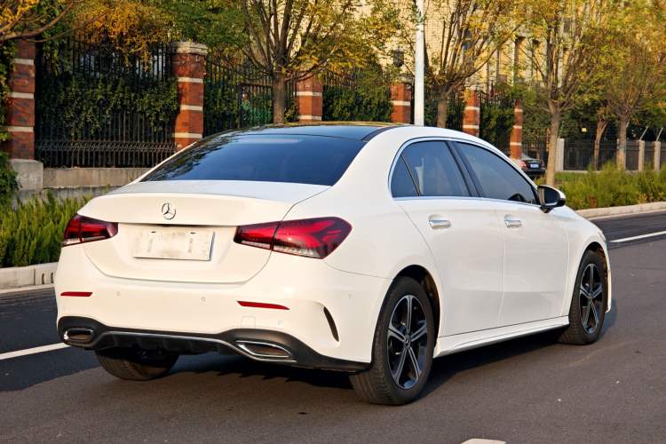 Used Mercedes-Benz A-Class 2022 Revised Version A 200 L Sport Sedan Fashionable Style