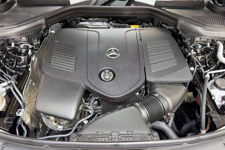 Used Mercedes-Benz GLC 2024 GLC 260 L 4MATIC Dynamic Edition 5-seater
