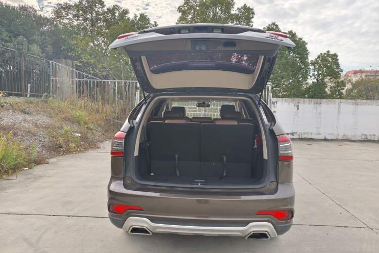 Used BYD S7 2017 2.0T Automatic Luxury Model
