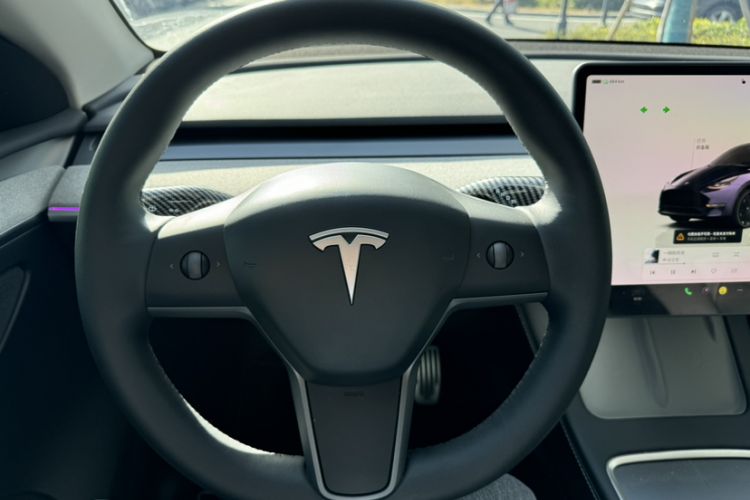 Used Tesla Model Y 2024 Long-Range All-Wheel-Drive Version