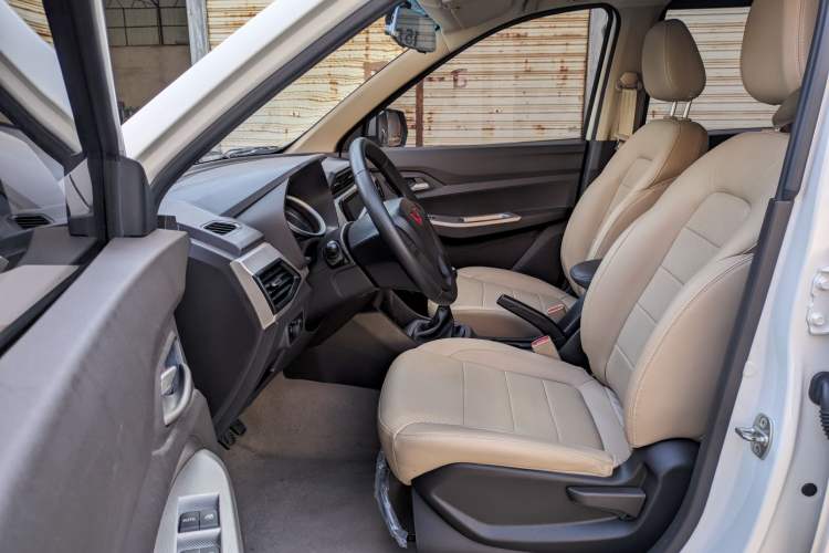 Used Wuling Hongguang 2021 1.5L S Comfort Edition LAR