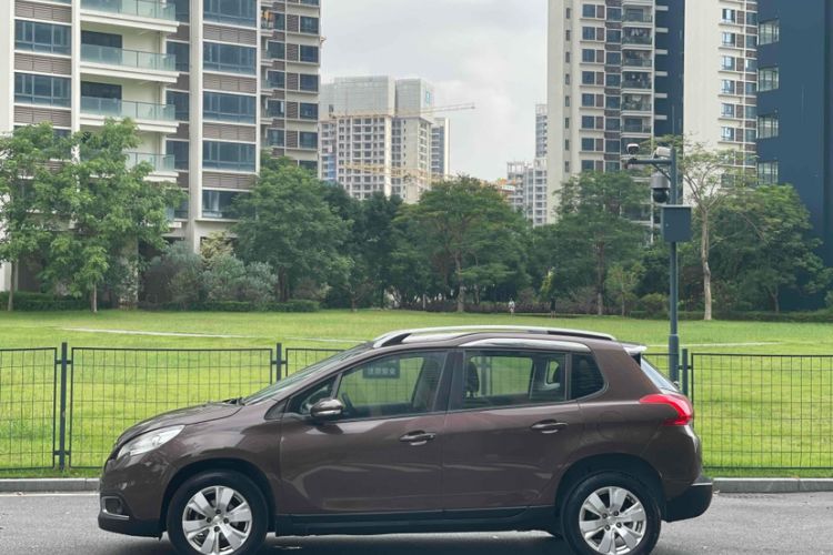 Used Peugeot 2008 2014 1.6L Automatic Fashion Edition