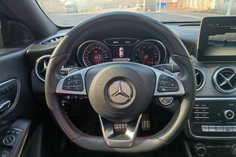 Used Mercedes-Benz CLA 2018 CLA 220 4MATIC
