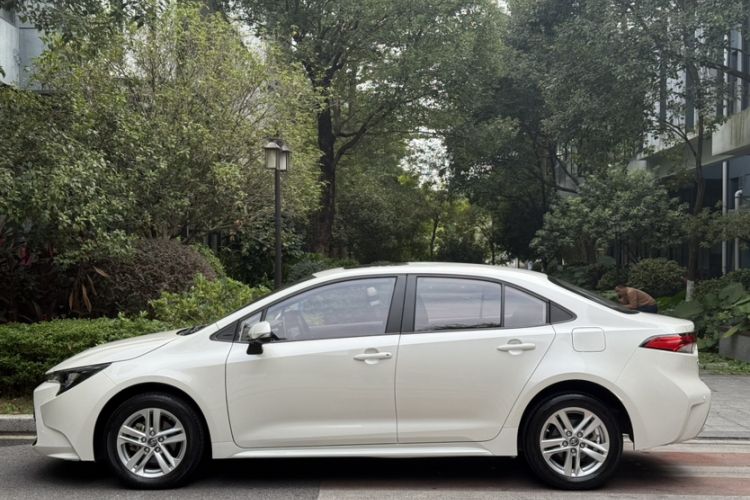 Used Toyota Levin 2019 185T CVT Luxury Edition China VI Standard
