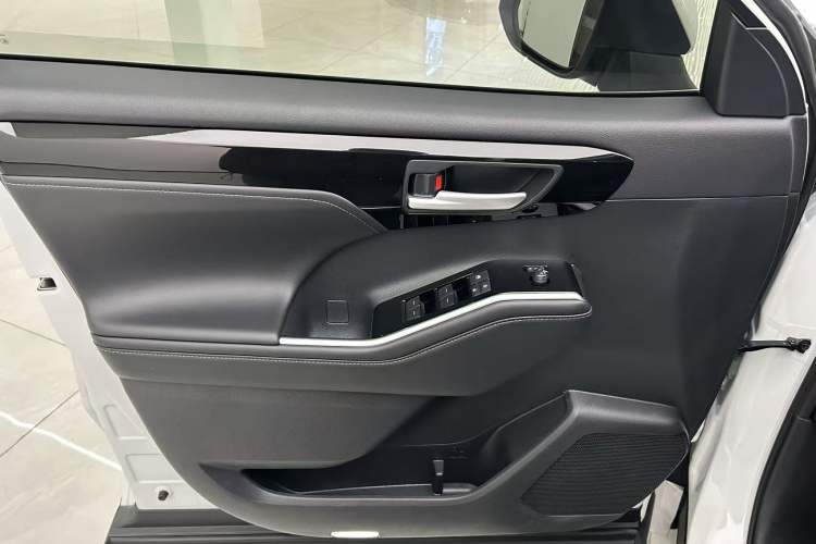 Used Toyota Highlander 2022 380T Four-Wheel Drive Ultimate 7-Seater
