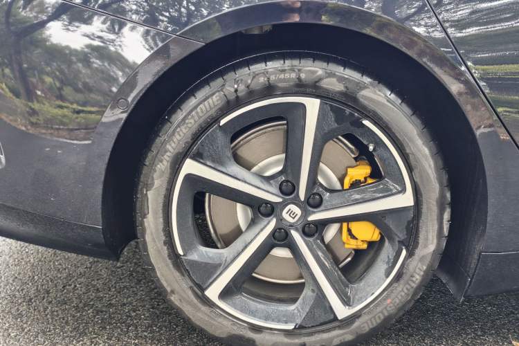 Used  SU7 2024 Four-Wheel Drive Ultra-Long Range Advanced Intelligent Driving Max Edition