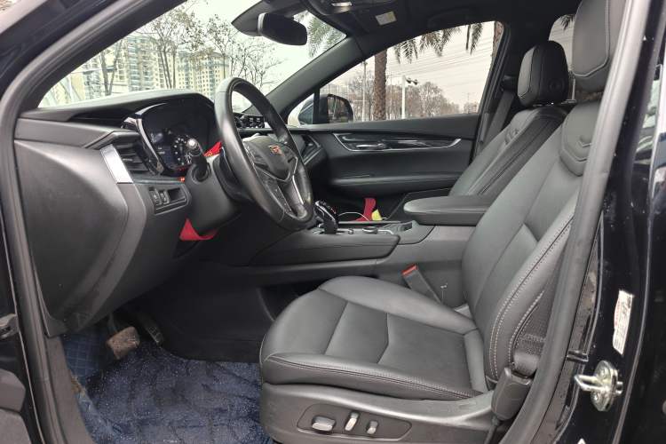 Used Cadillac XT5 2022 2.0T Two-Wheel Drive Luxury Version
