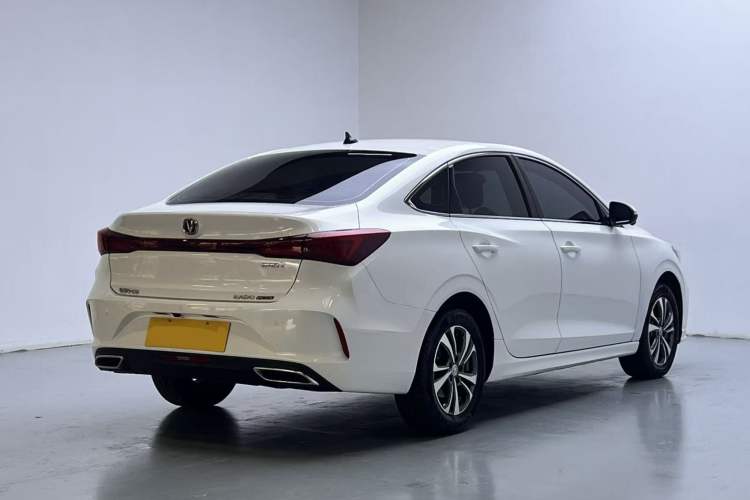 Used Changan Eado 2024 PLUS Blue Whale NE 1.4T GDI DCT High-Energy Edition
