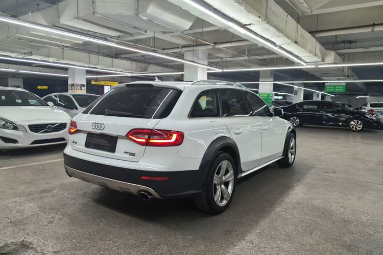 Used Audi A4 2014 40 TFSI allroad quattro plus version
