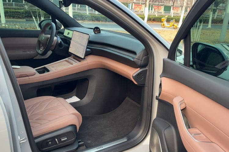 Used Nio ES6 2025 75 kWh