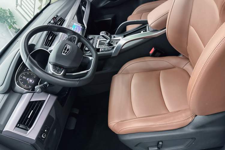 Used Geely Auto Emgrand X7 Sport 2021 1.8TD DCT Two-Wheel Drive Asian Games Edition
