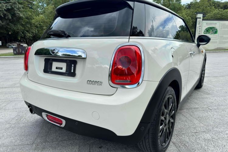 Used  MINI 2016 1.5T COOPER
