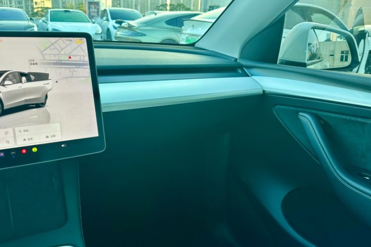 Used Tesla Model Y 2022 Rear-Wheel-Drive Version
