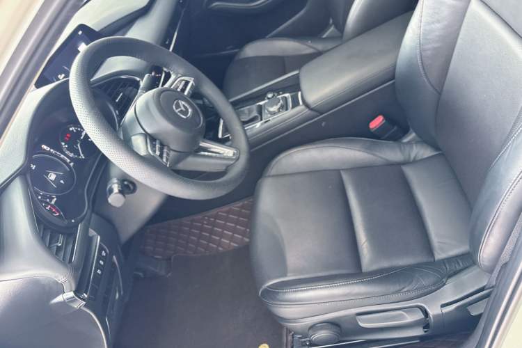 Used Mazda Mazda 3 Axela 2020 2.0L Automatic ZhiXuan Edition
