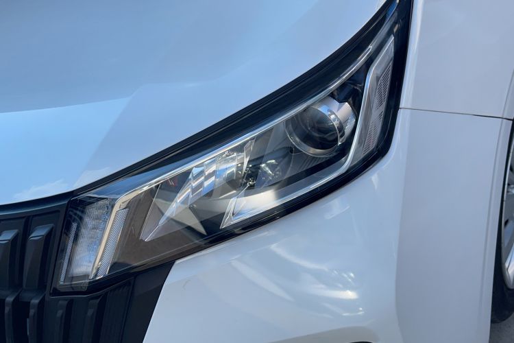 Used Wuling Jiachen 2022 1.5L Manual Enjoyment Elite Model
