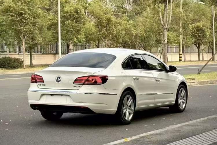 Used Volkswagen FAW-Volkswagen CC 2013 1.8TSI Prestige Model
