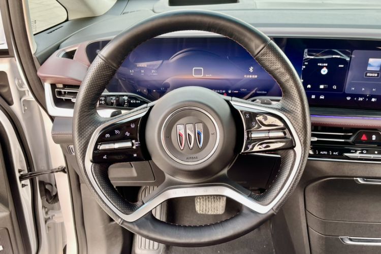 Used Buick Century 2023 2.0T Six-Seater Yinshi Edition
