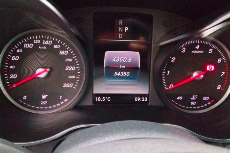 Used Mercedes-Benz C-Class 2018 C 180 L Fashion Edition Sport Version
