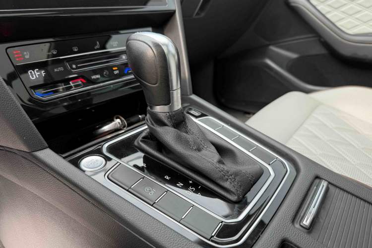 Used Volkswagen Magotan 2023 2 Million Units Limited-Edition 380TSI DSG Flagship Version