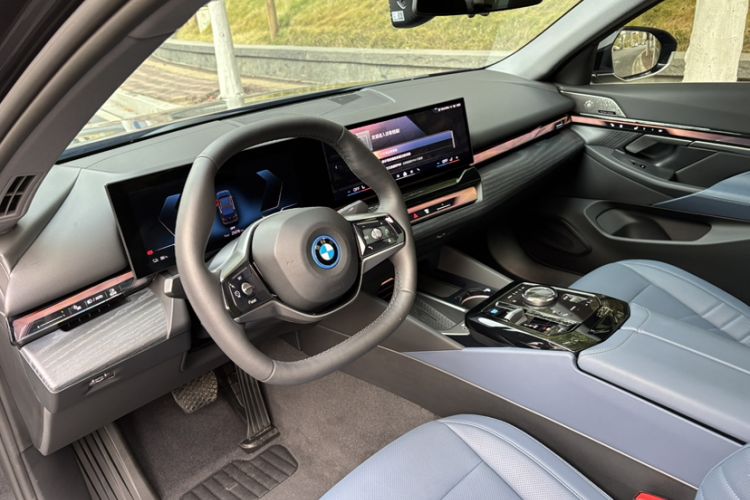 Used BMW i5 2024 eDrive 35L Prestige Luxury Package