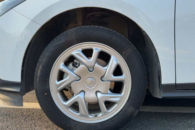 Used Buick Velite 6 2024 450km Range Commuter Version
