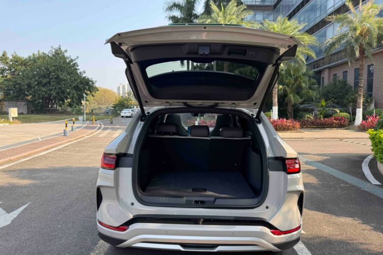 Used BYD Song PLUS New Energy 2025 EV Intelligent Driving Version 520km Premium Model