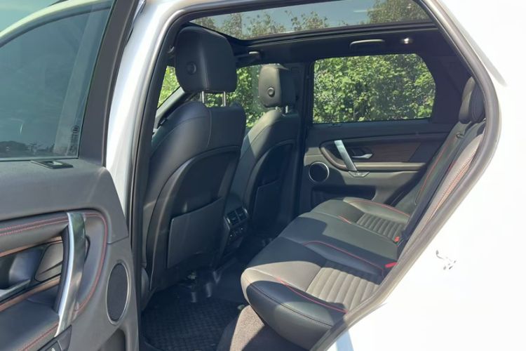 Used Land Rover Discovery Sport 2020 249 PS R-Dynamic Performance Edition