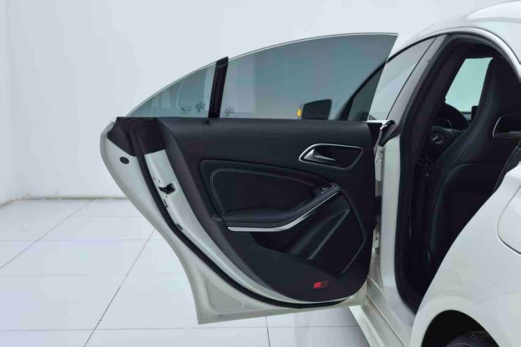 Used Mercedes-Benz CLA 2017 Facelifted CLA 200 Stylish Edition
