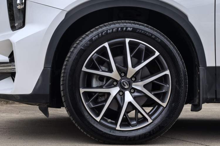 Used GAC Trumpchi GS8 2022 Flagship Series 2.0 TGDI Four-Wheel Drive Luxury Smart Connectivity Version (7 Seats)
