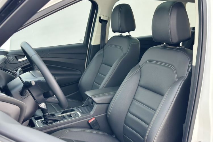 Used Ford Kuga 2019 EcoBoost 180 Two-Wheel-Drive Platinum Edition China V Standard