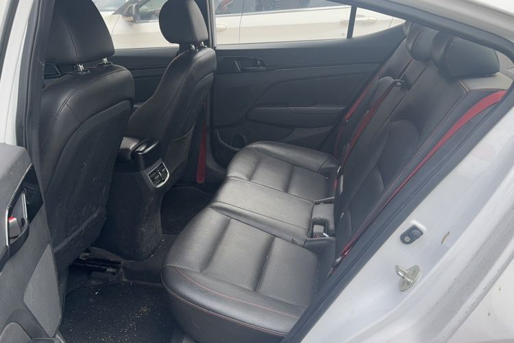 Used Hyundai Elantra 2019 1.4T Dual-Clutch Xuan Dong · Dynamic Model
