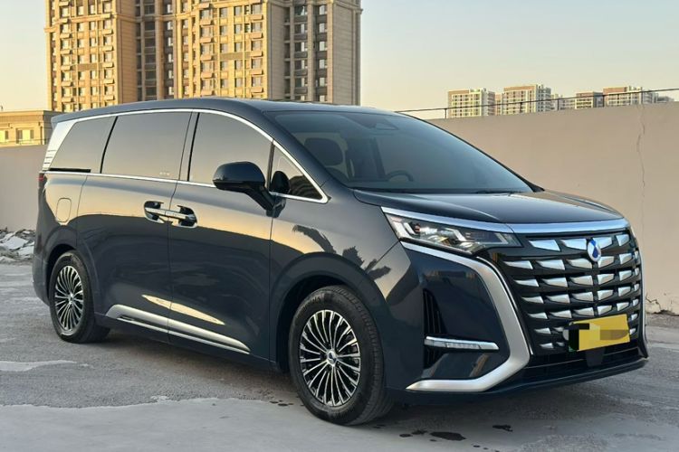 Used Denza D9 2022 DM-i 970 Four-Wheel Drive Flagship Model