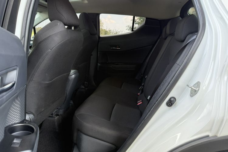 Used Toyota IZOA 2021 2.0L Enjoy Edition
