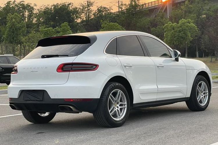 Used Porsche Macan 2017 Macan 2.0T
