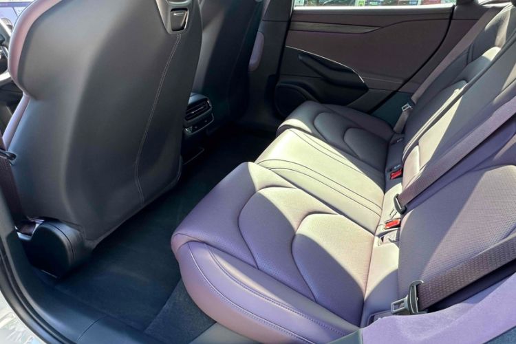 Used  SU7 2024 Rear-Drive Long-Range Intelligent Driving Version
