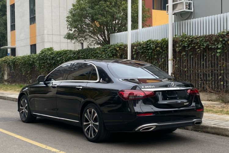 Used Mercedes-Benz E-Class New Energy 2022 Restyled E 350 e L Plug-in Hybrid Sedan

