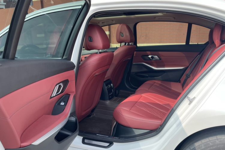 Used BMW i3 2024 eDrive 35 L