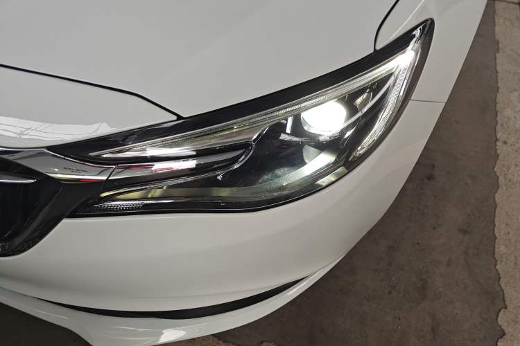 Used Buick GT 2018 18T Automatic Elite Model