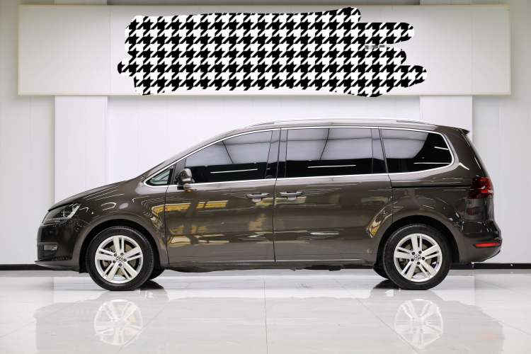 Used Volkswagen Sharan 2018 Revised Version 380TSI Comfort Edition 7-Seater
