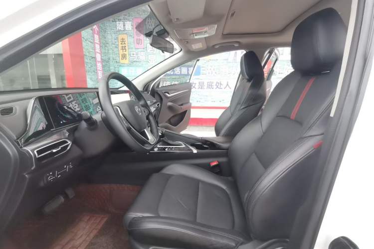 Used Changan Eado 2020 PLUS Blue Whale NE 1.4T GDI DCT Prestige Model
