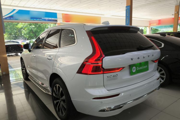 Used Volvo XC60 2023 B5 4x4 Smart Luxury Edition