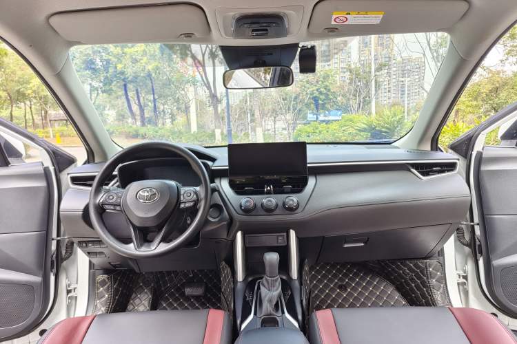 Used Toyota Corolla Cross 2023 2.0L Pioneer Edition
