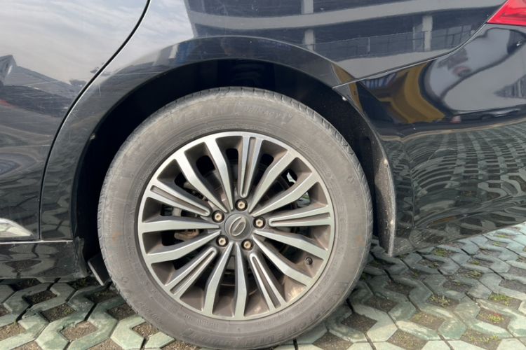 Used GAC Trumpchi GA8 2017 280T Deluxe Edition
